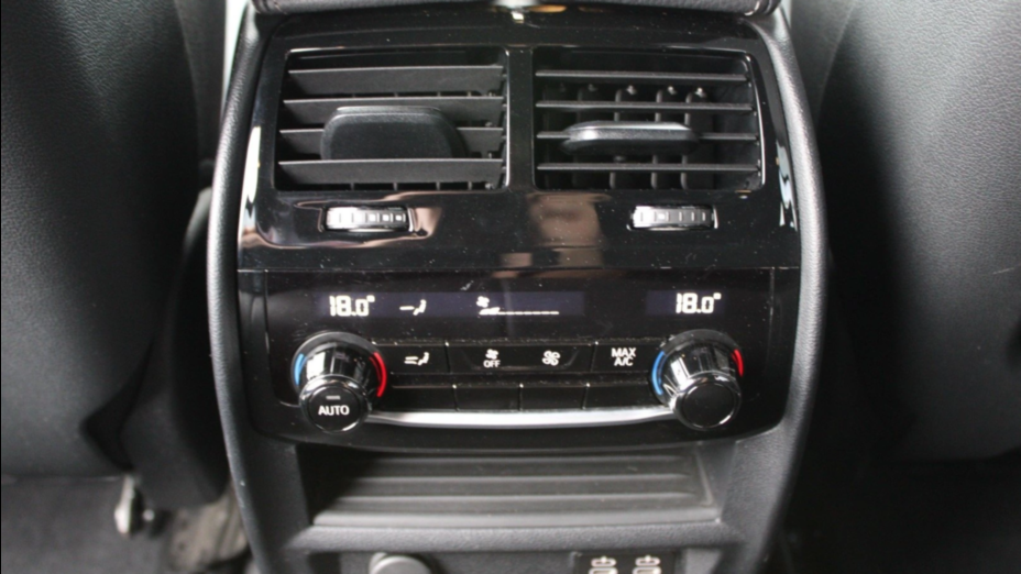 BMW Seria 5 520d xDrive aut