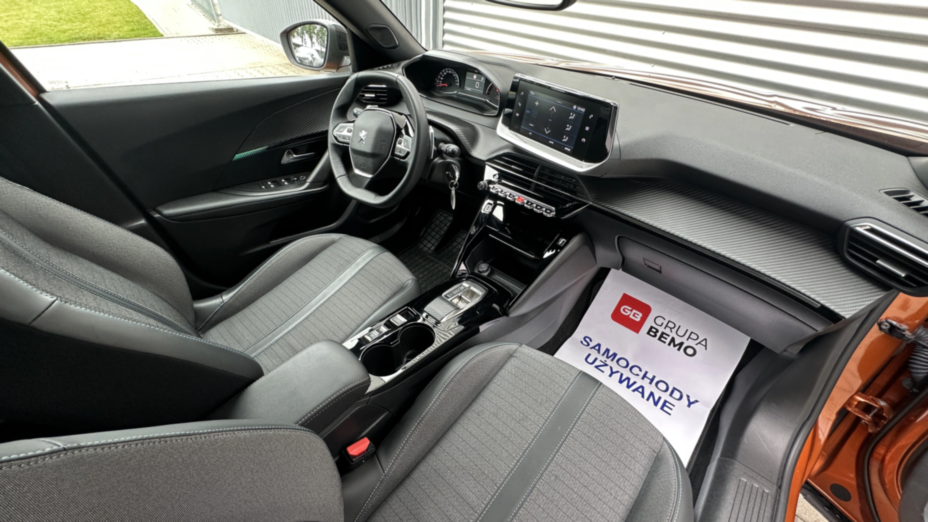 PEUGEOT 2008 2008 1.2 PureTech Allure S&S EAT8