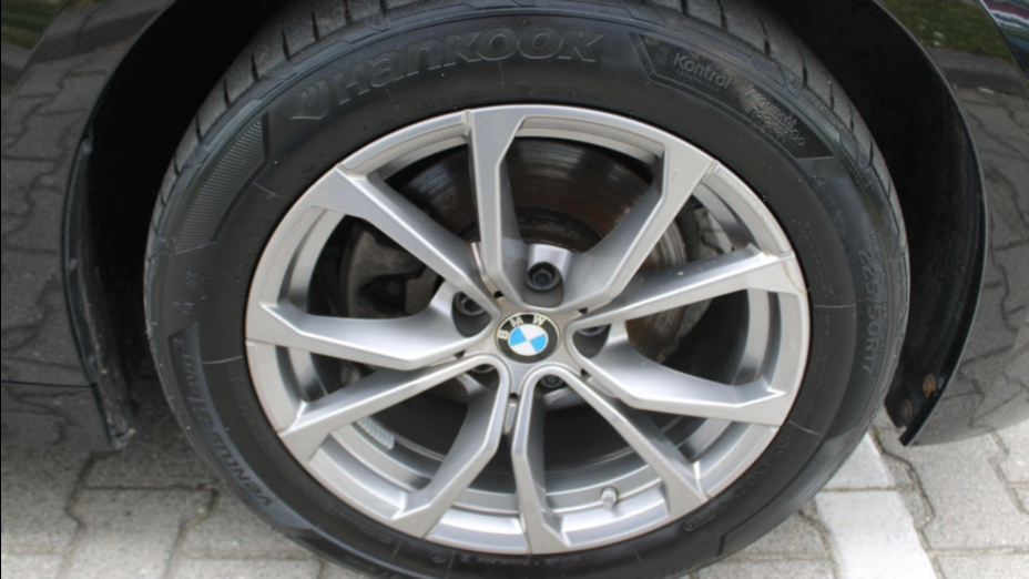 BMW Seria 3 320d xDrive Sport Line aut