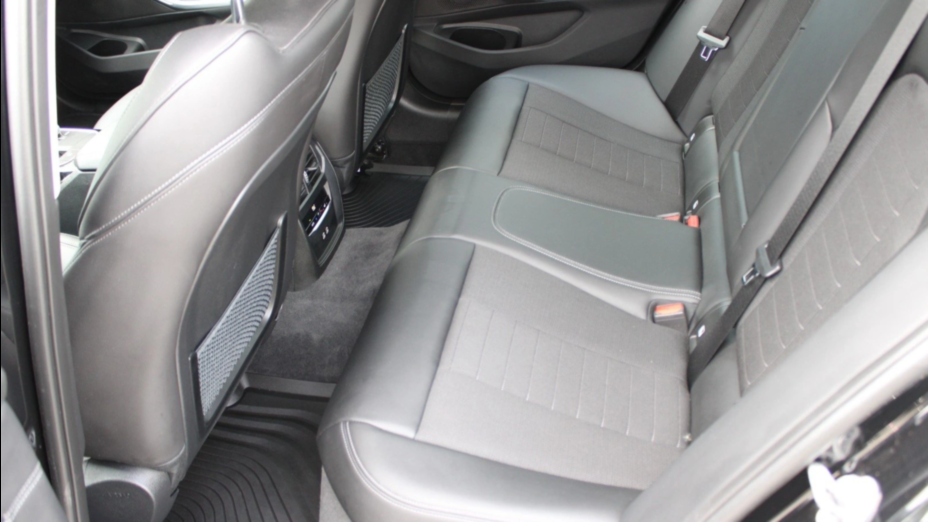 BMW Seria 3 320d xDrive Sport Line aut
