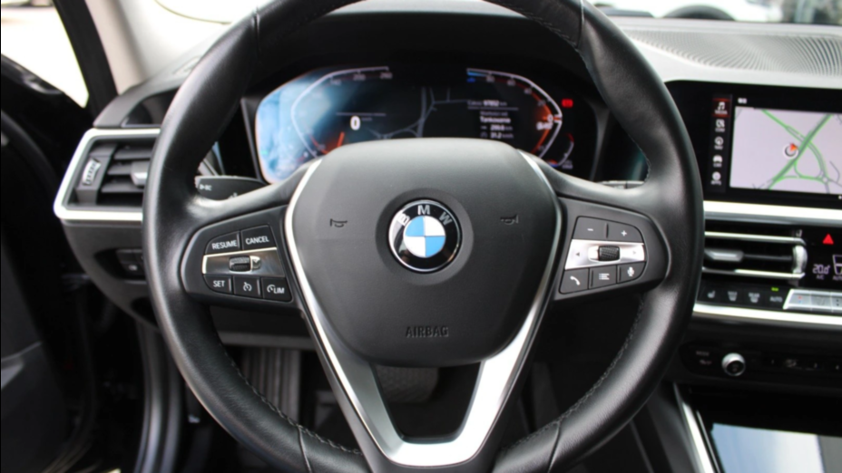 BMW Seria 3 320d xDrive Sport Line aut