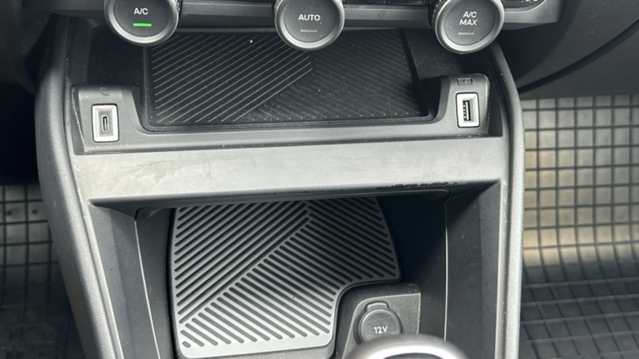 CITROEN C4 C4 1.5 BlueHDi Shine S&S