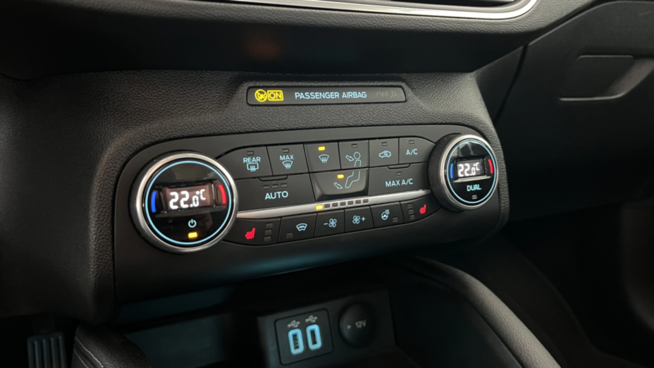 FORD Focus Focus 1.0 EcoBoost Titanium aut