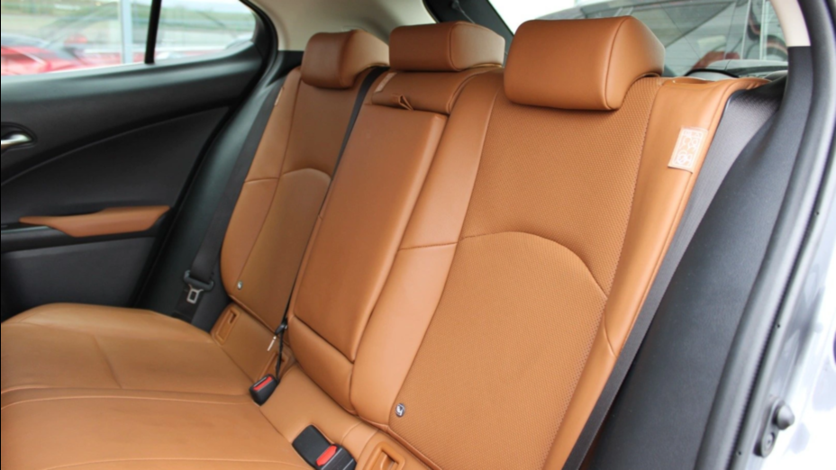 LEXUS UX UX 250h GPF Business Edition 2WD