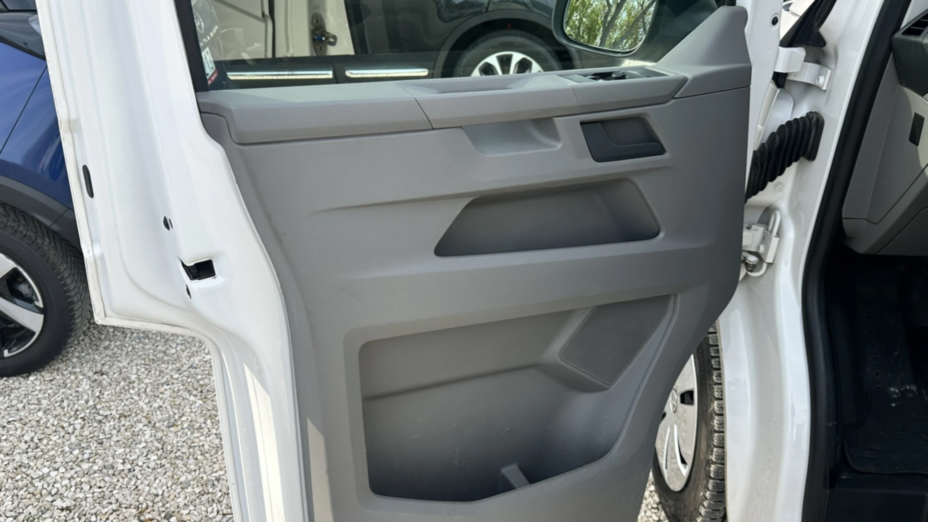 VOLKSWAGEN Transporter Transporter T6.1 TDI L2