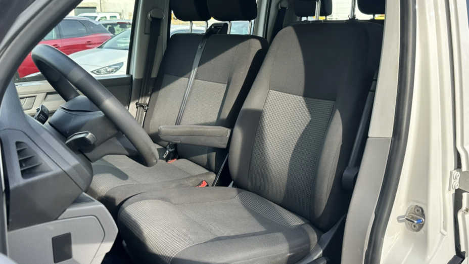 VOLKSWAGEN Transporter Transporter T6.1 TDI L2