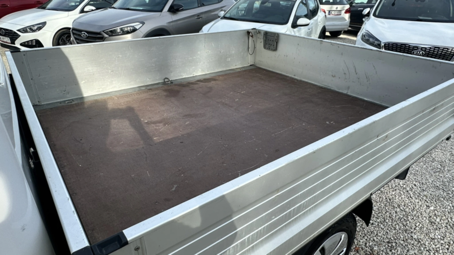 VOLKSWAGEN Transporter Transporter T6.1 TDI L2