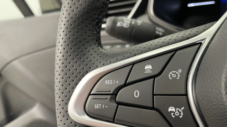RENAULT Clio Clio 1.0 TCe Techno