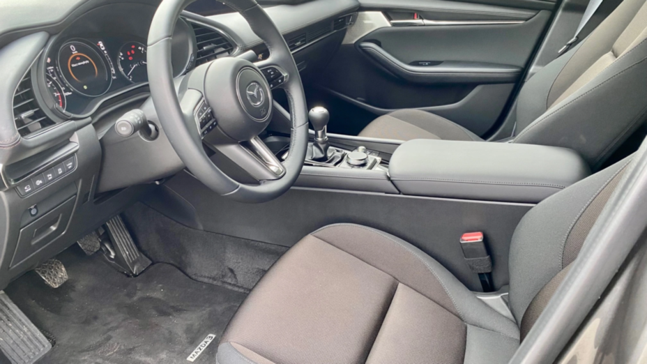 MAZDA 3 3 2.0 mHEV Exclusive-Line