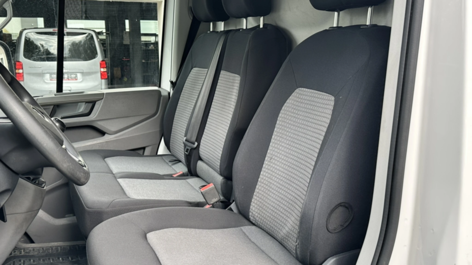 VOLKSWAGEN Crafter Crafter 30 TDI 4Motion (10,7m3)