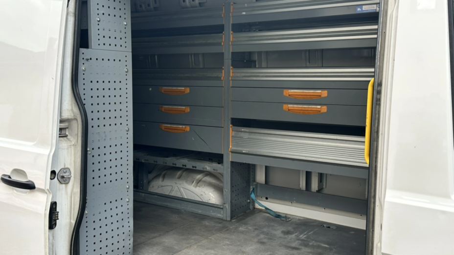 VOLKSWAGEN Crafter Crafter 30 TDI 4Motion (10,7m3)
