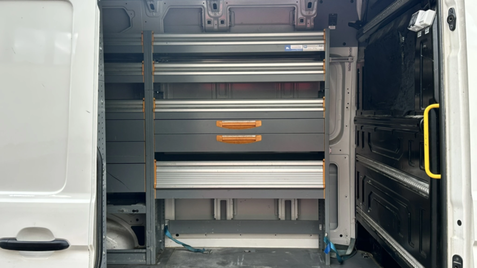 VOLKSWAGEN Crafter Crafter 30 TDI 4Motion (10,7m3)