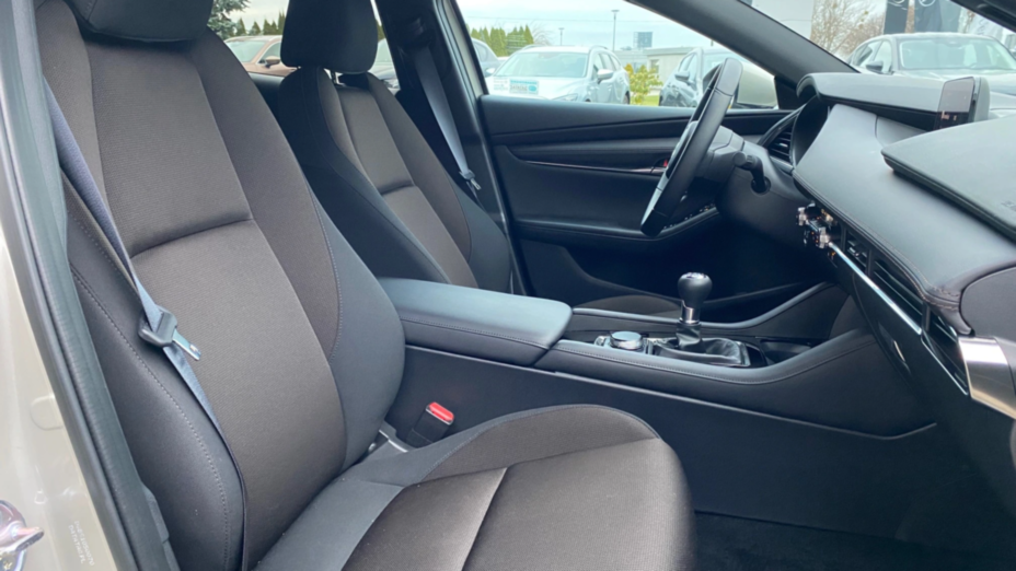 MAZDA 3 3 2.0 mHEV Exclusive Line