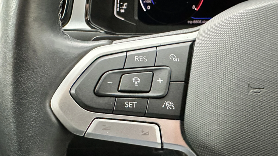 VOLKSWAGEN T-ROC T-ROC 1.5 TSI Life DSG