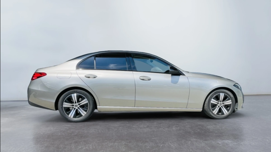 MERCEDES-BENZ C Klasa C 300 4MATIC 9G-TRONIC