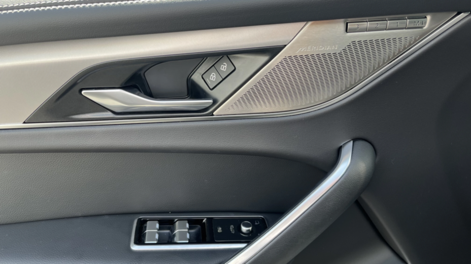 JAGUAR F-Pace F-Pace 2.0 P250 mHEV AWD R-Dynamic SE