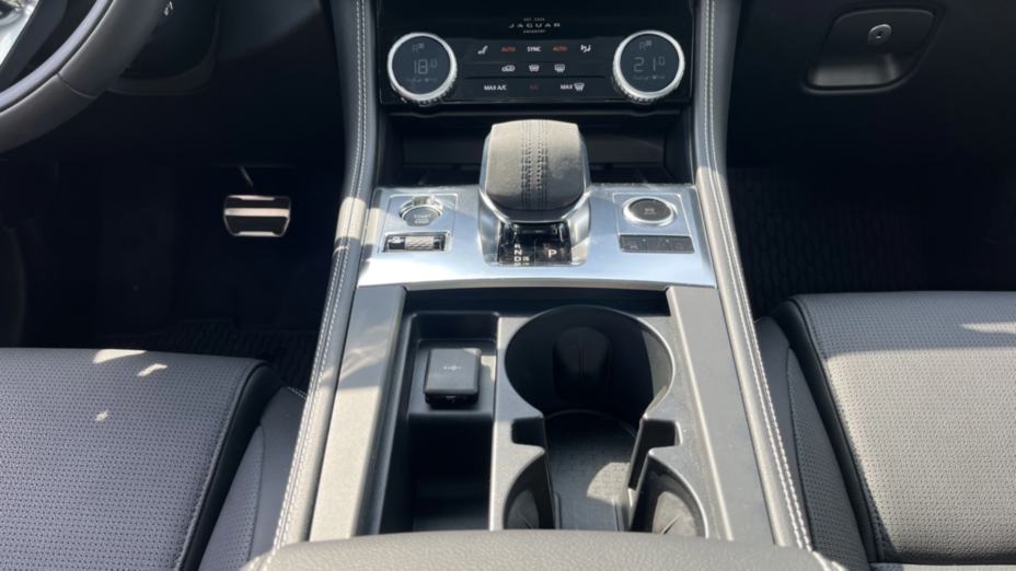 JAGUAR F-Pace F-Pace 2.0 P250 mHEV AWD R-Dynamic SE