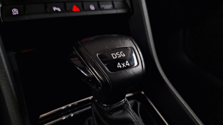 SKODA Karoq Karoq 2.0 TDI SCR 4x4 Ambition DSG