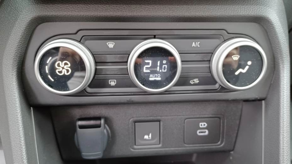 DACIA Jogger Jogger 1.6 Full Hybrid 140 Extreme MMT Nowy