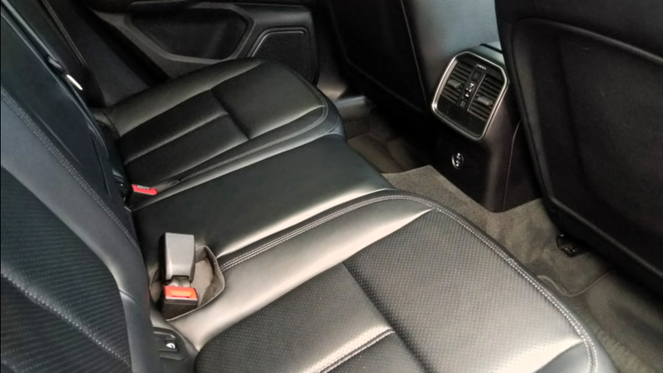 PORSCHE Macan Macan