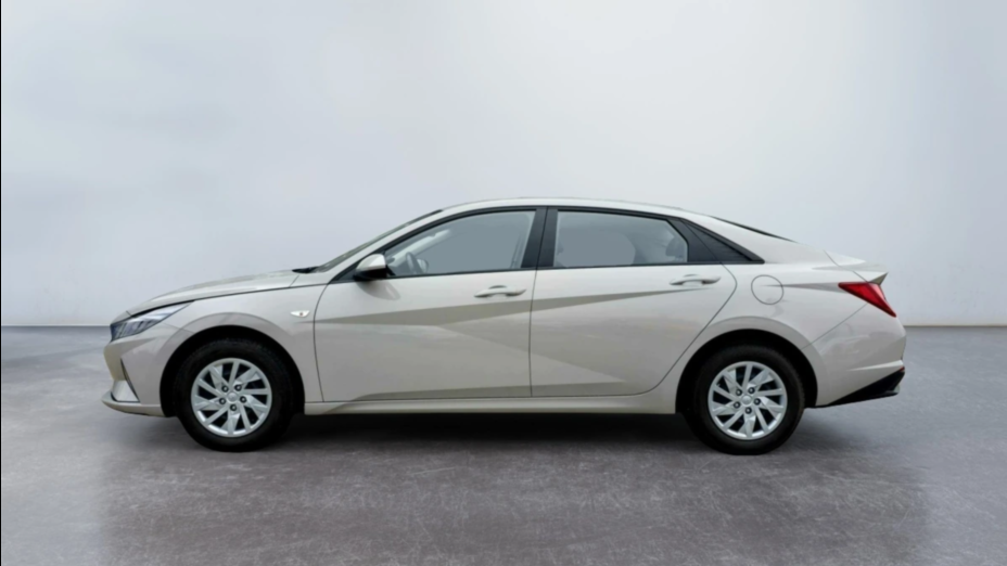 HYUNDAI Elantra Elantra 1.6 Modern