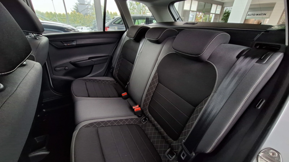SKODA Fabia Fabia 1.0 TSI Ambition