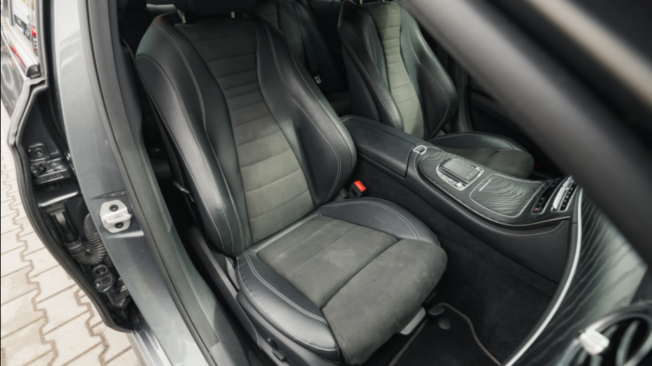 MERCEDES-BENZ E Klasa E 220 d AMG