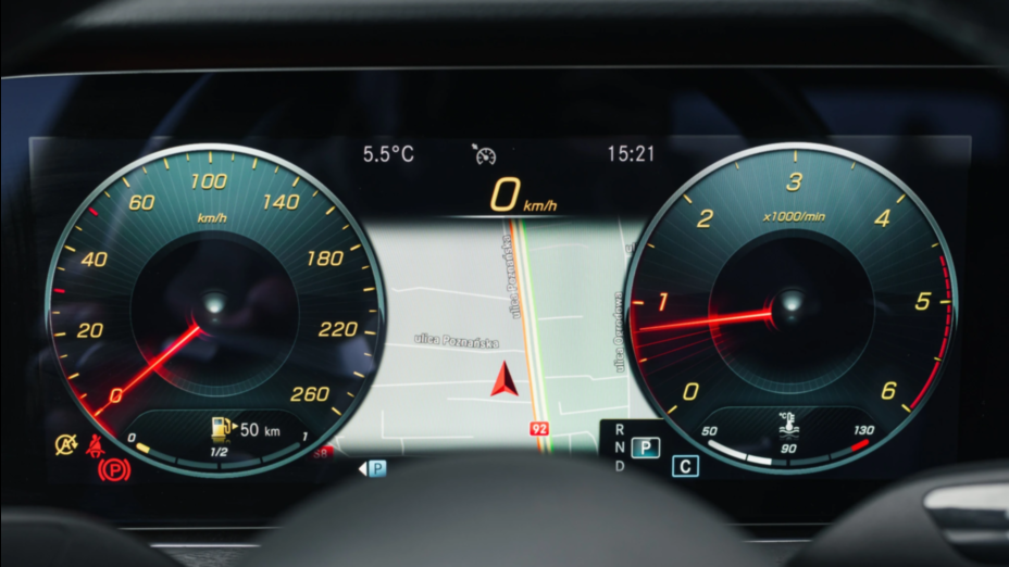 MERCEDES-BENZ E Klasa E 220 d AMG