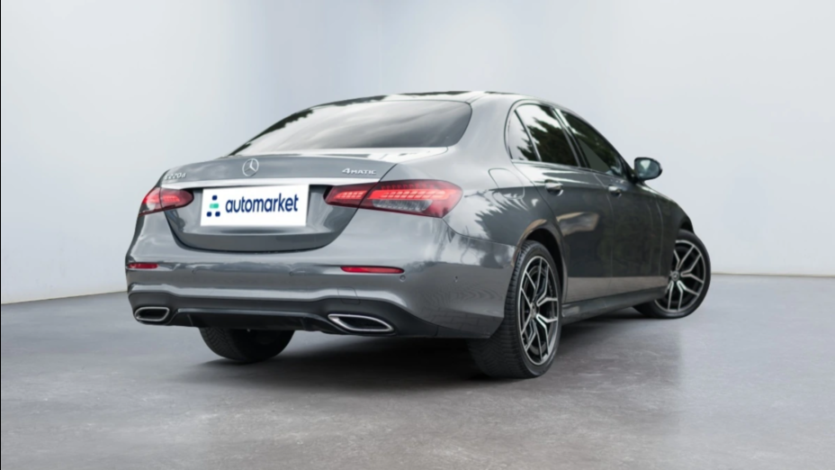 MERCEDES-BENZ E Klasa E 220 d AMG
