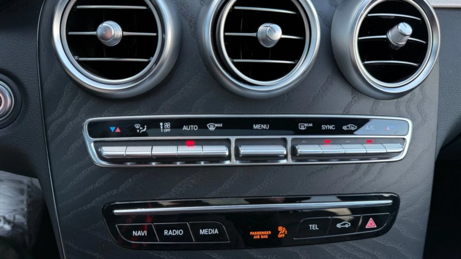 MERCEDES-BENZ C Klasa C 220 d 9G-TRONIC
