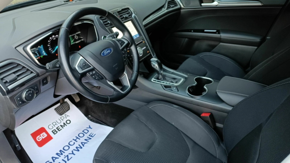 FORD Mondeo Mondeo 2.0 Hybrid Titanium