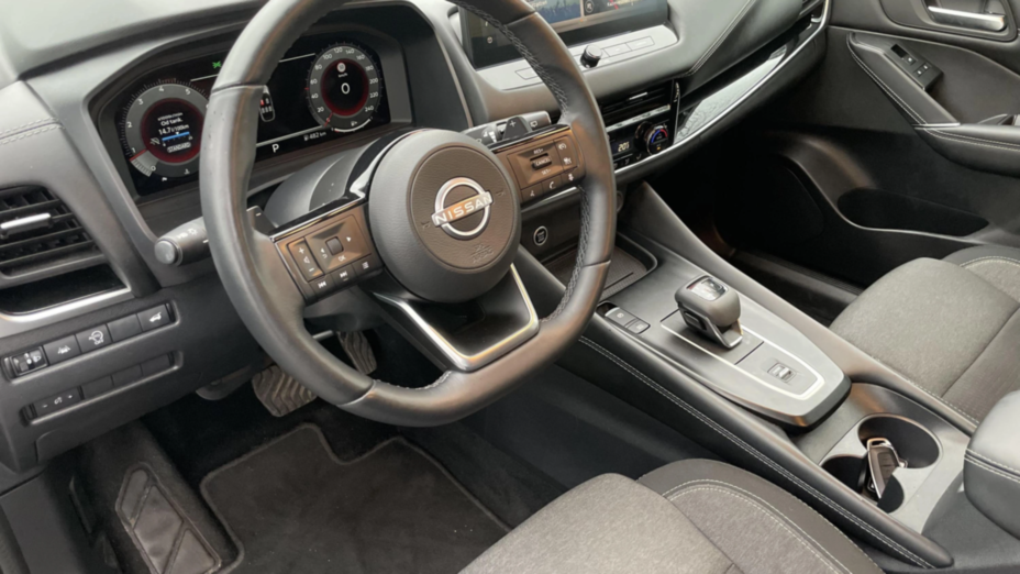 NISSAN Qashqai Qashqai 1.3 DIG-T mHEV N-Connecta