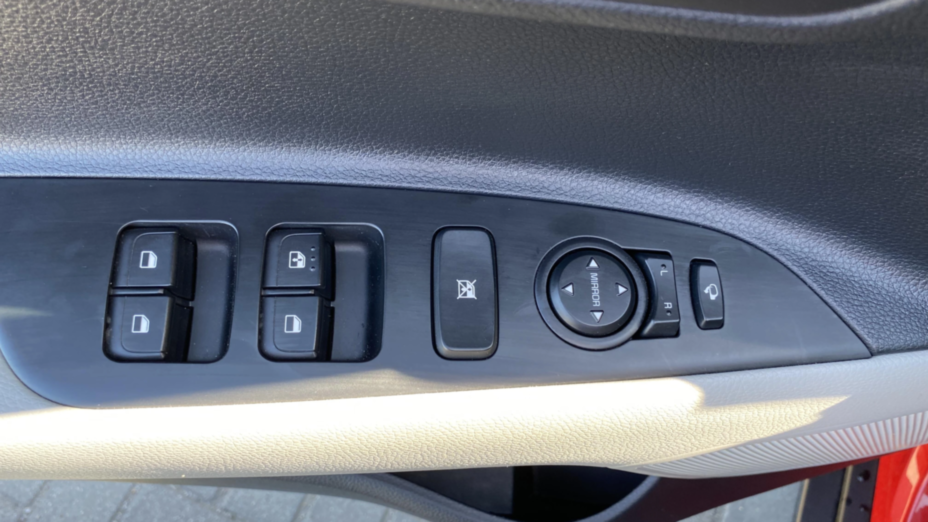 KIA Stonic Stonic 1.0 T-GDI mHEV L