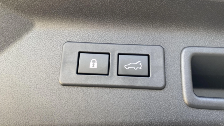 SUBARU Forester Forester 2.0i-L Platinum (EyeSight) Lineartronic