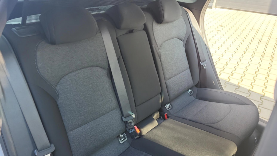 HYUNDAI i30 i30 1.5 T-GDI 48V Smart