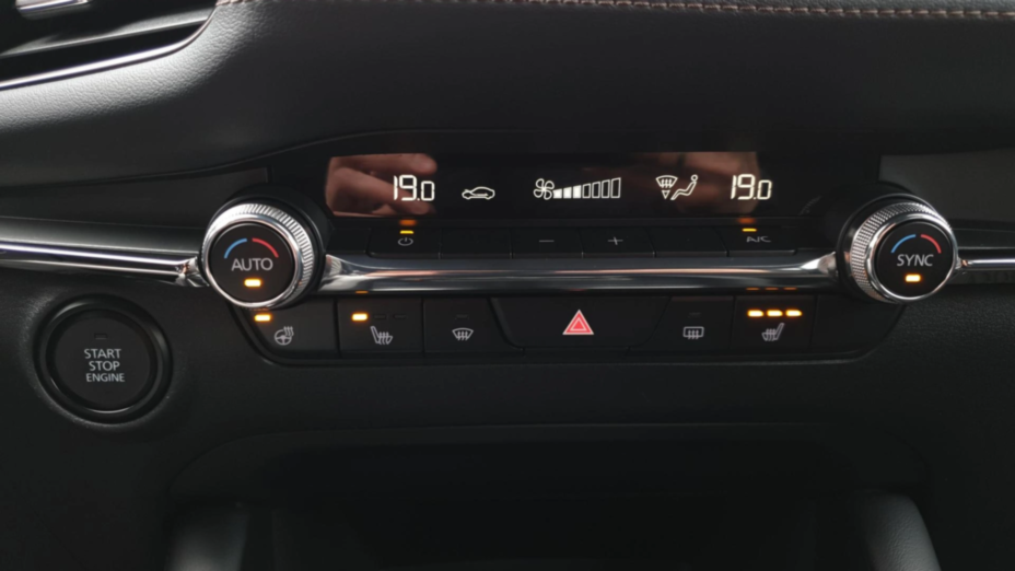 MAZDA 3 3 2.0 mHEV Kanjo aut