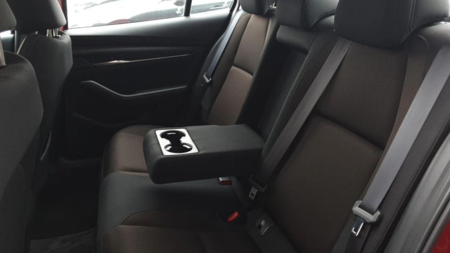 MAZDA 3 3 2.0 mHEV Exclusive Line