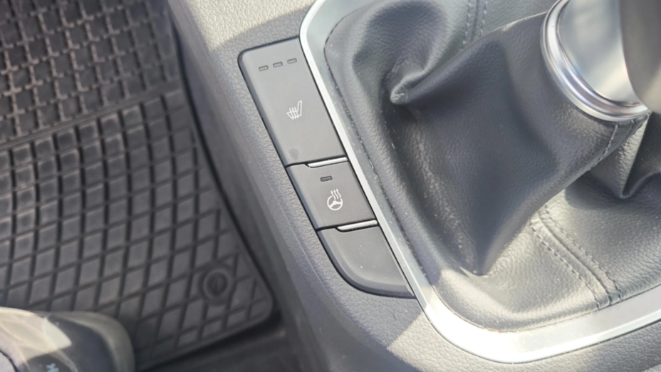 HYUNDAI i30 i30 1.0 T-GDI Smart
