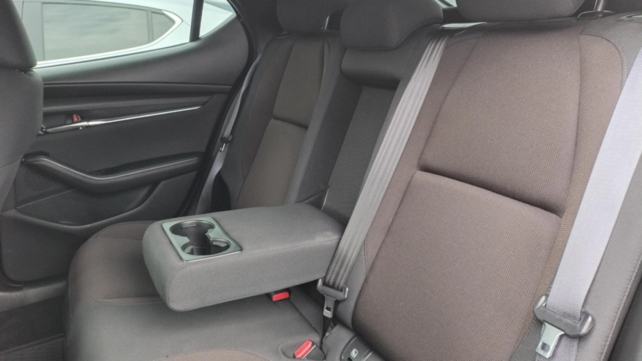 MAZDA 3 3 2.0 mHEV Kanjo aut