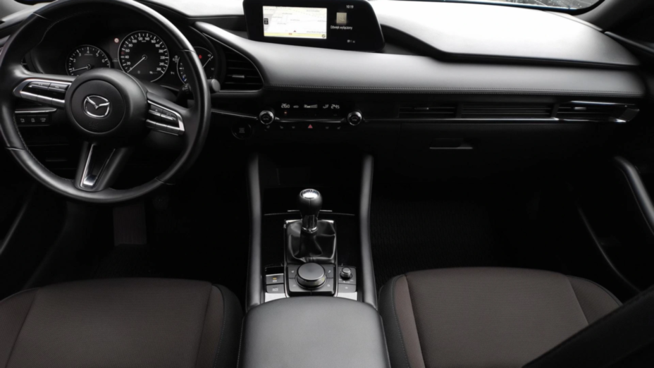 MAZDA 3 3 2.0 mHEV Kanjo aut