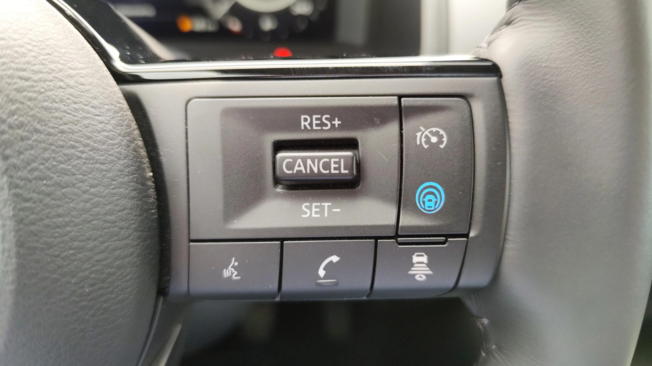 NISSAN Qashqai Qashqai 1.3 DIG-T mHEV N-Connecta