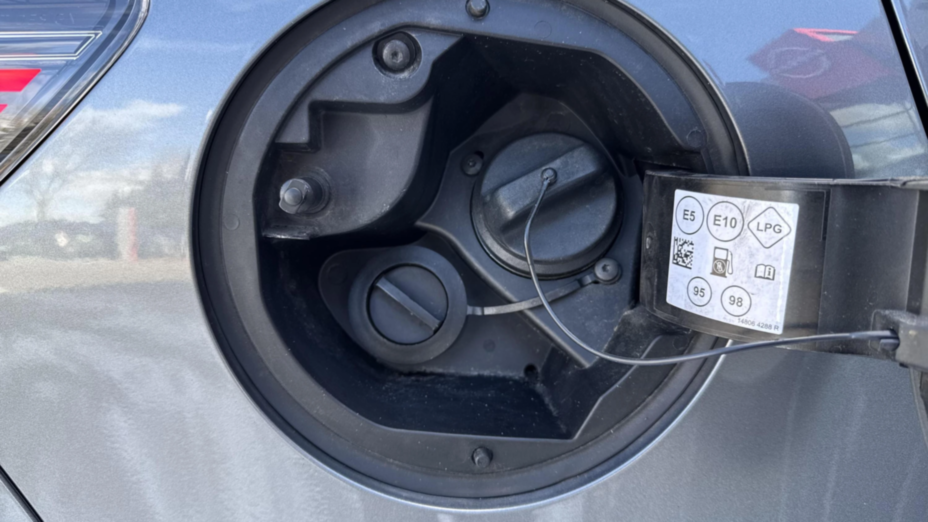 RENAULT Clio Clio 1.0 TCe Techno LPG