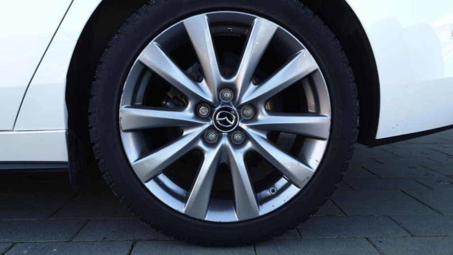 MAZDA 3 3 2.0 mHEV Hikari aut
