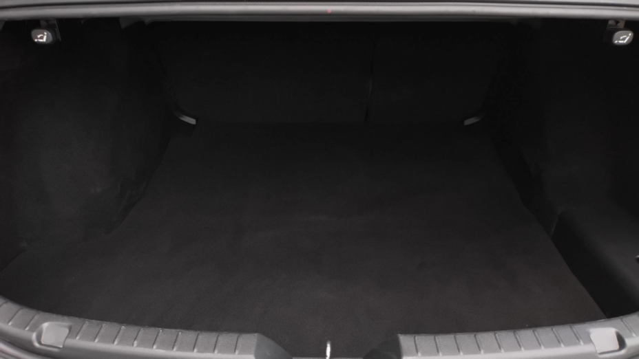 MAZDA 3 3 2.0 mHEV Kanjo aut