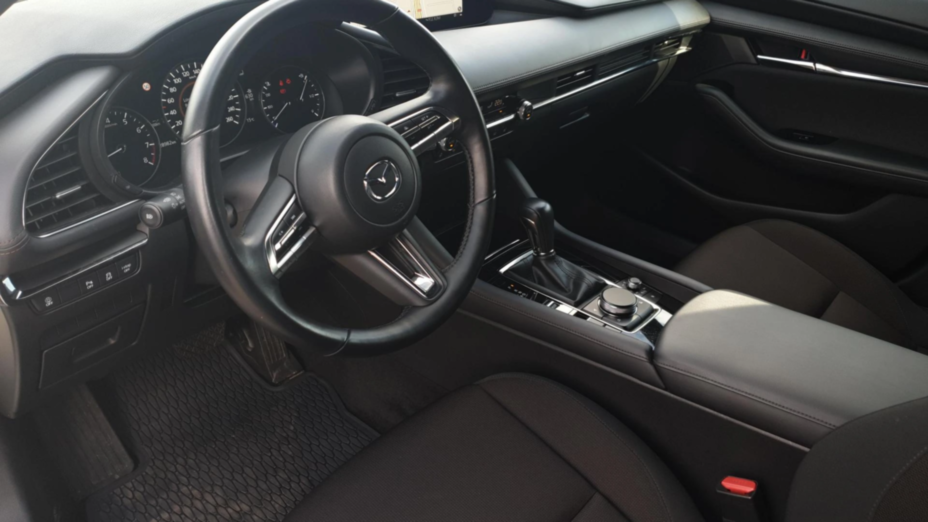 MAZDA 3 3 2.0 mHEV Kanjo aut