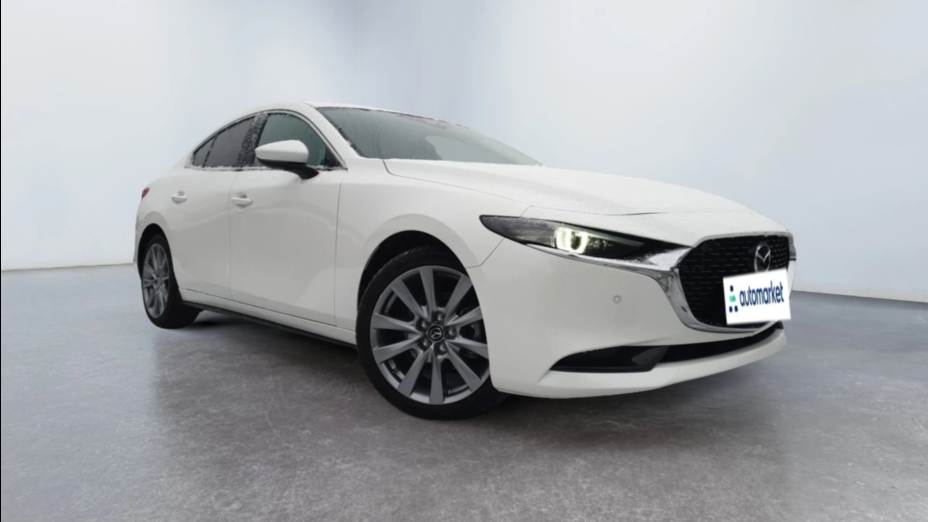 MAZDA 3 3 2.0 mHEV Hikari aut