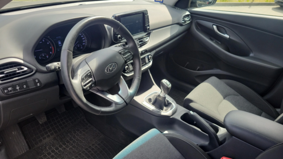 HYUNDAI i30 i30 1.0 T-GDI Smart