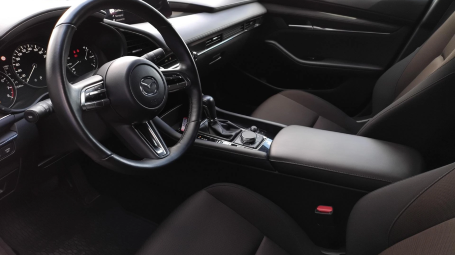 MAZDA 3 3 2.0 mHEV Kanjo aut