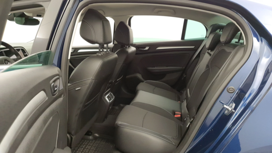 RENAULT Megane Megane 1.3 TCe Intens EDC