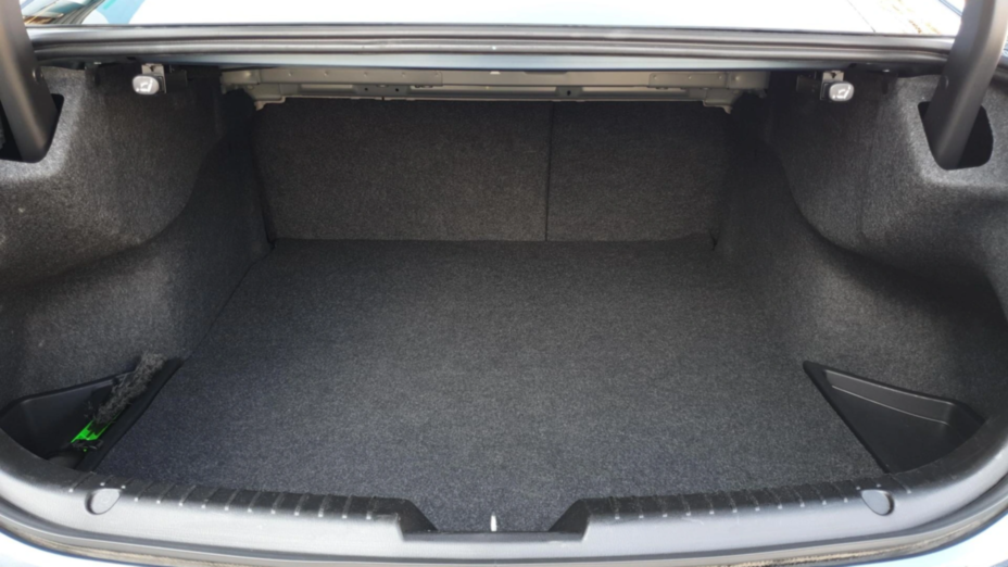 MAZDA 6 6 2.0 Center-Line aut